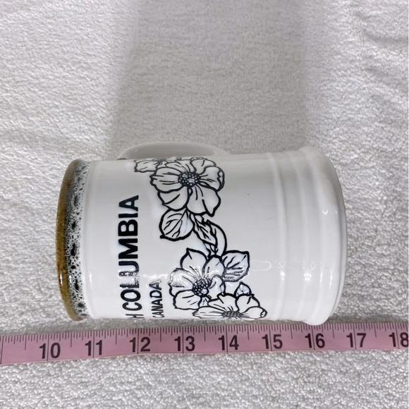 Vintage Capilano Vancouver British Columbia Canada Ceramic Stoneware  Mug - Picture 13 of 13